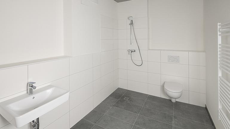 Exklusiv für Studis/Azubis - helles Zimmer in einer 2er-WG – Foto 6