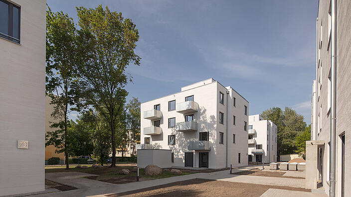 Neubau Rolandstraße: dreistöckiges Wohnhaus