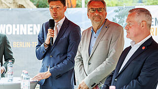 Impression der Grundsteinlegungszeremonie in der Sterkrader Straße 47