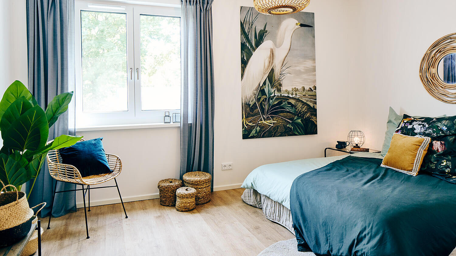 Musterwohnung im Quartier Stadtgut Hellersdorf: möbliertes Schlafzimmer
