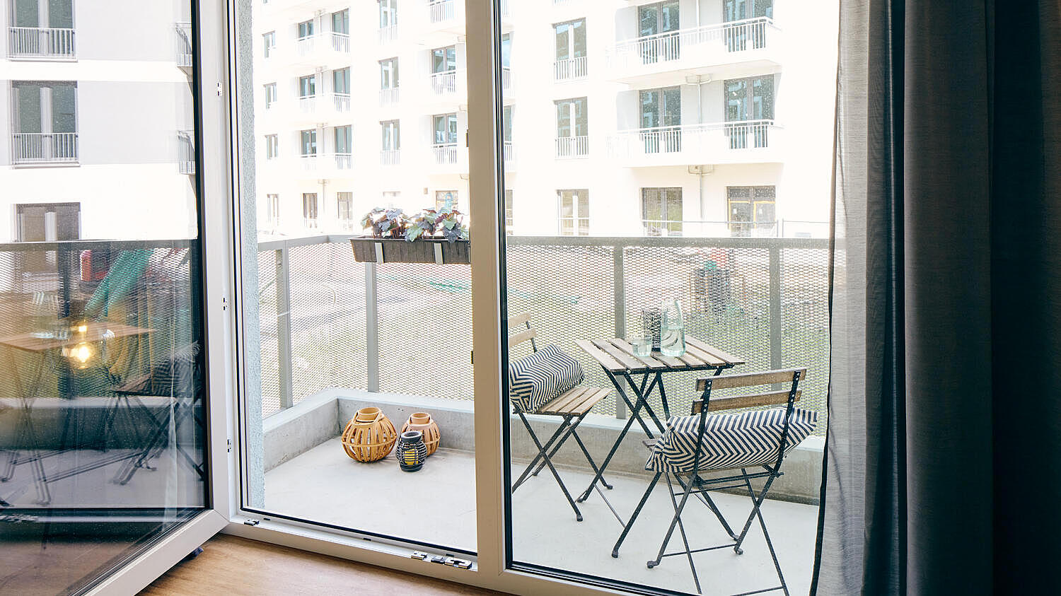 Musterwohnung im Quartier Stadtgut Hellersdorf: Blick auf die Terrasse