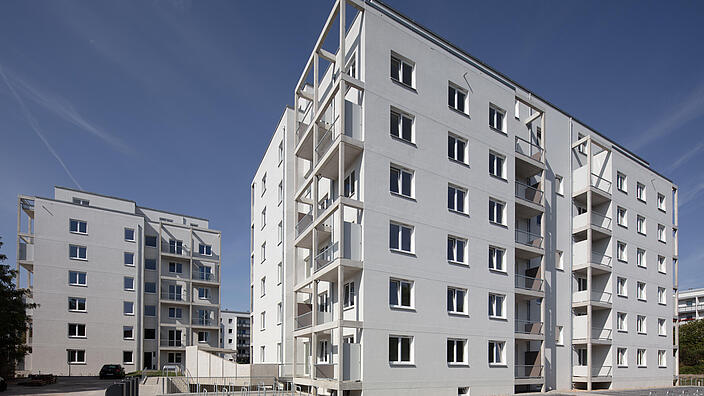 siebengeschossiges freistehendes Wohnhaus in der Stendaler Straße