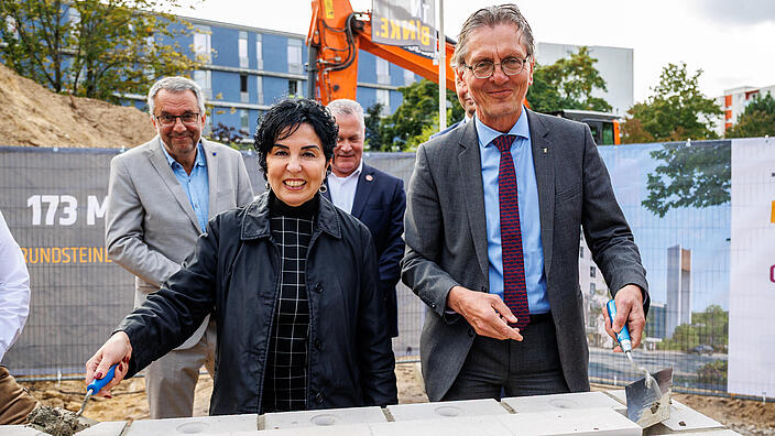 Impression der Grundsteinlegungszeremonie in der Sterkrader Straße 47