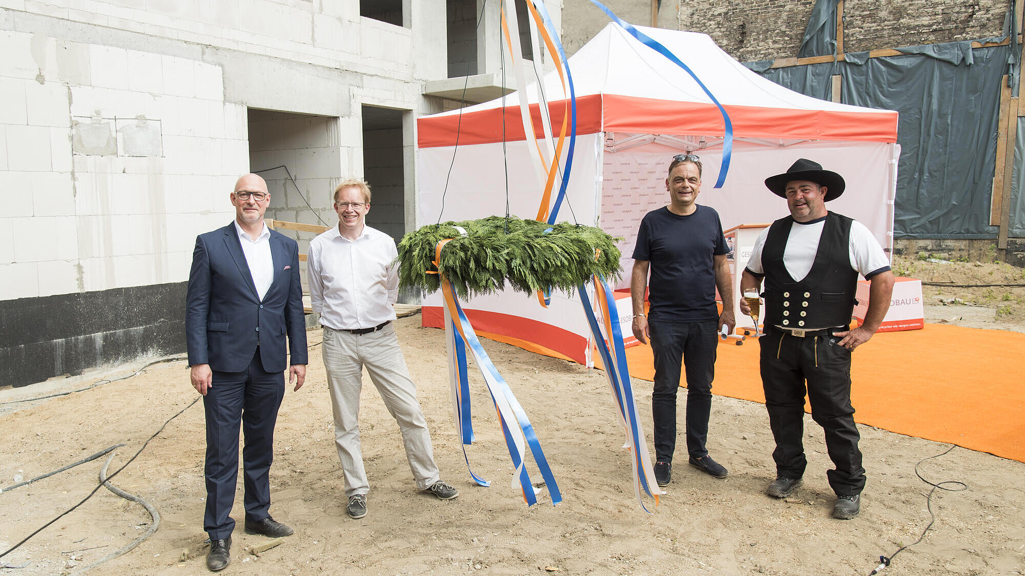 Gruppenfoto Richtfest Nordbahnstraße