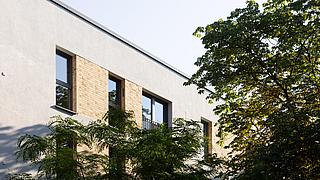 Außenaufnahme der Fassade des neuen GESOcampus Quartier Alt-Wittenau.