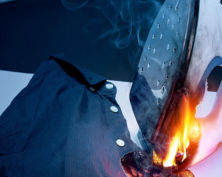 Bügeleisen löst Brand aus 