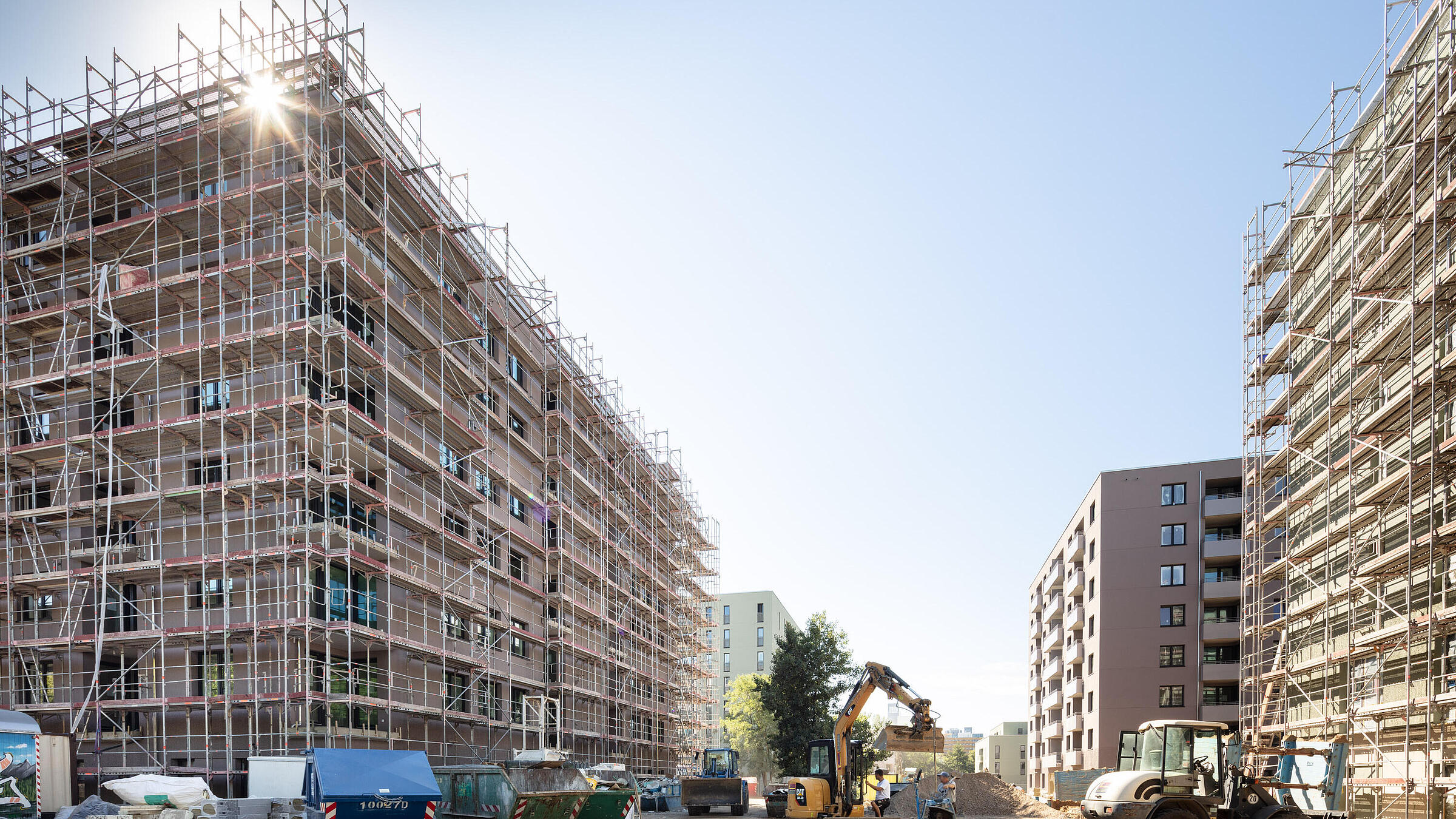 Außenaufnahme zeigt die Baustelle im Theodor Quartier