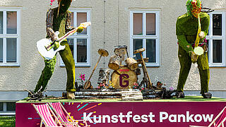 Band aus Naturmaterialen