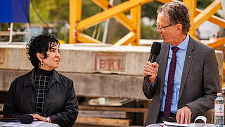 Impression der Grundsteinlegungszeremonie in der Sterkrader Straße 47